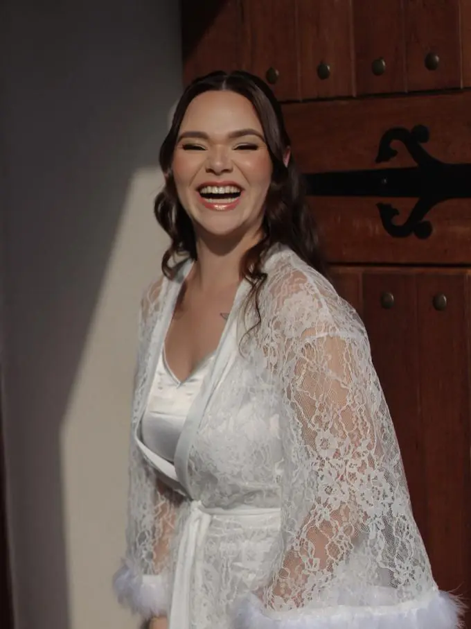 Noiva maquiada por Fernanda Stefany